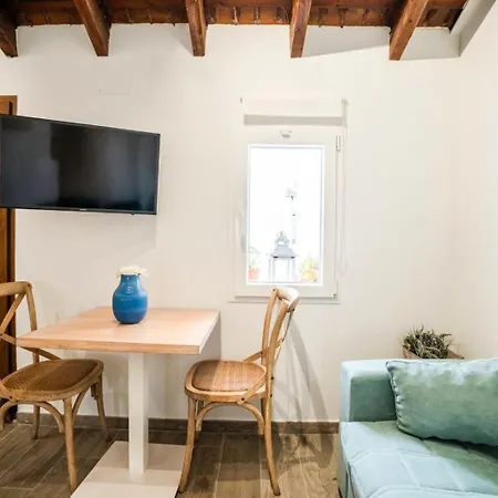 Apartamento Pinedo Playa Rustico *